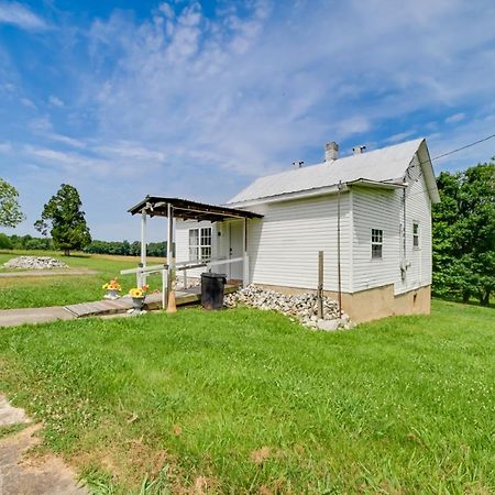 Serene Mcewen Cottage About 2 Mi To Golf Course! Exteriör bild